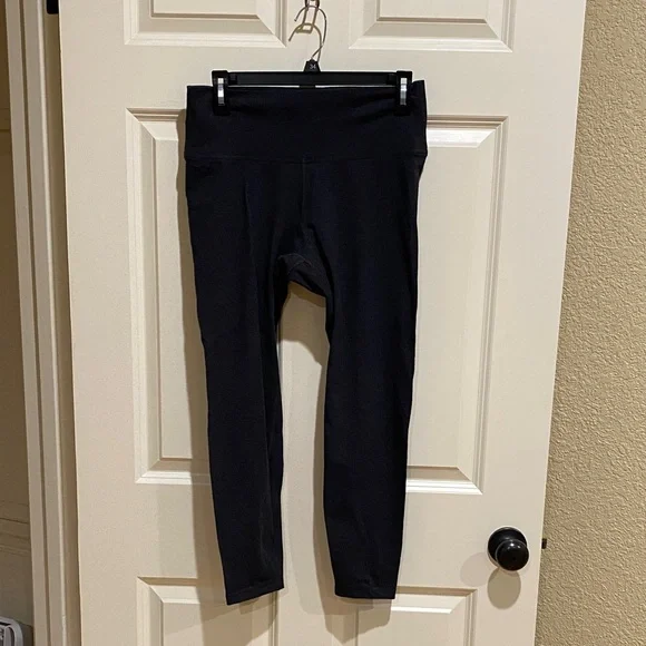 Old Navy Black Full-Length Leggings with Wide Waistband - Picture 1 of 3